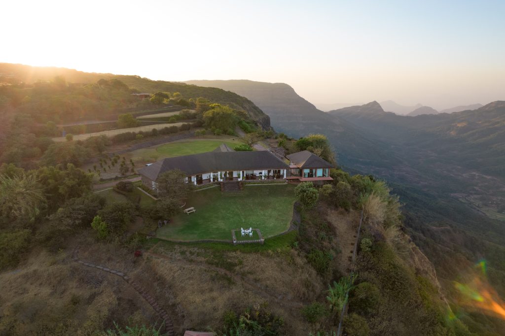 Luxury Villas for Rent in Mahabaleshwar - Lohono Stays