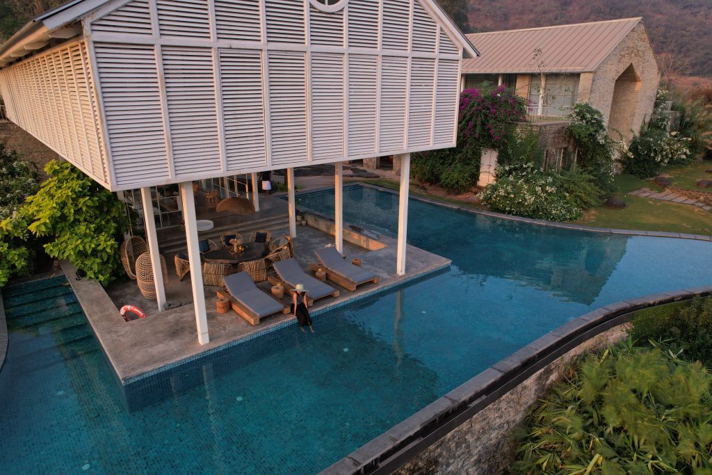 The Ray Villa - Swimming Pool