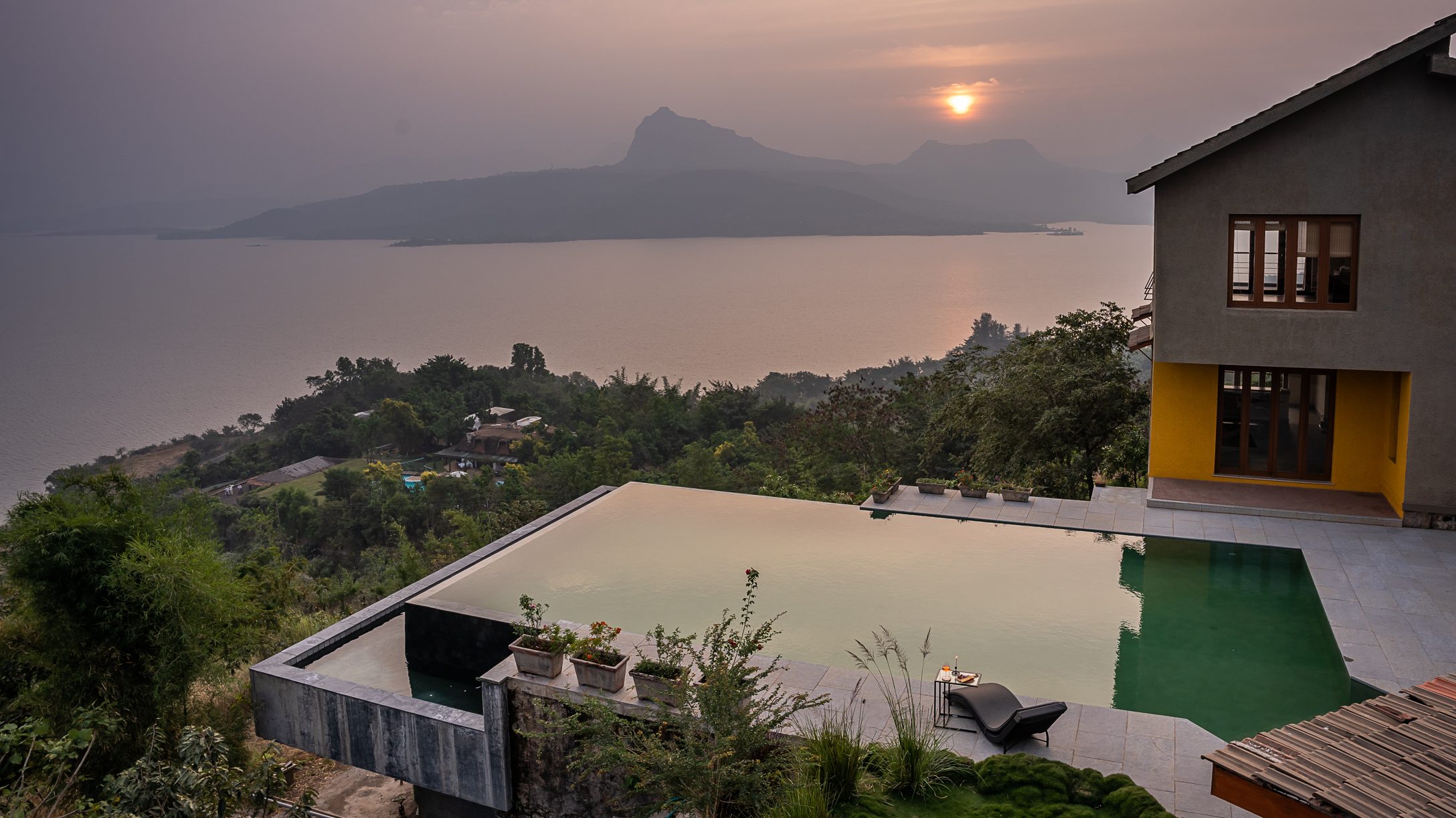 best infinity pool villas near mumbai