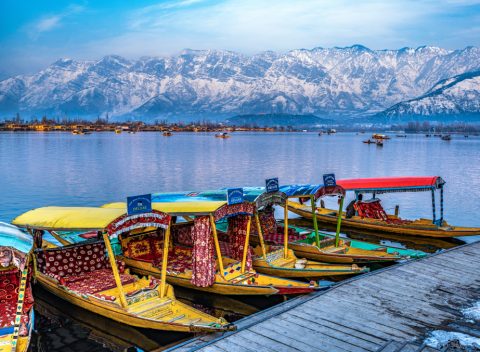  Explore the Best Places to Visit in Srinagar | Eat/See/Do Guide