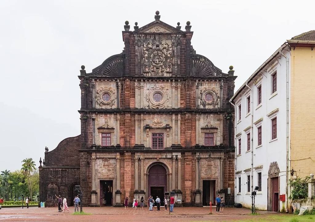 Front_Elevation_of_Basilica_of_Bom_Jesus