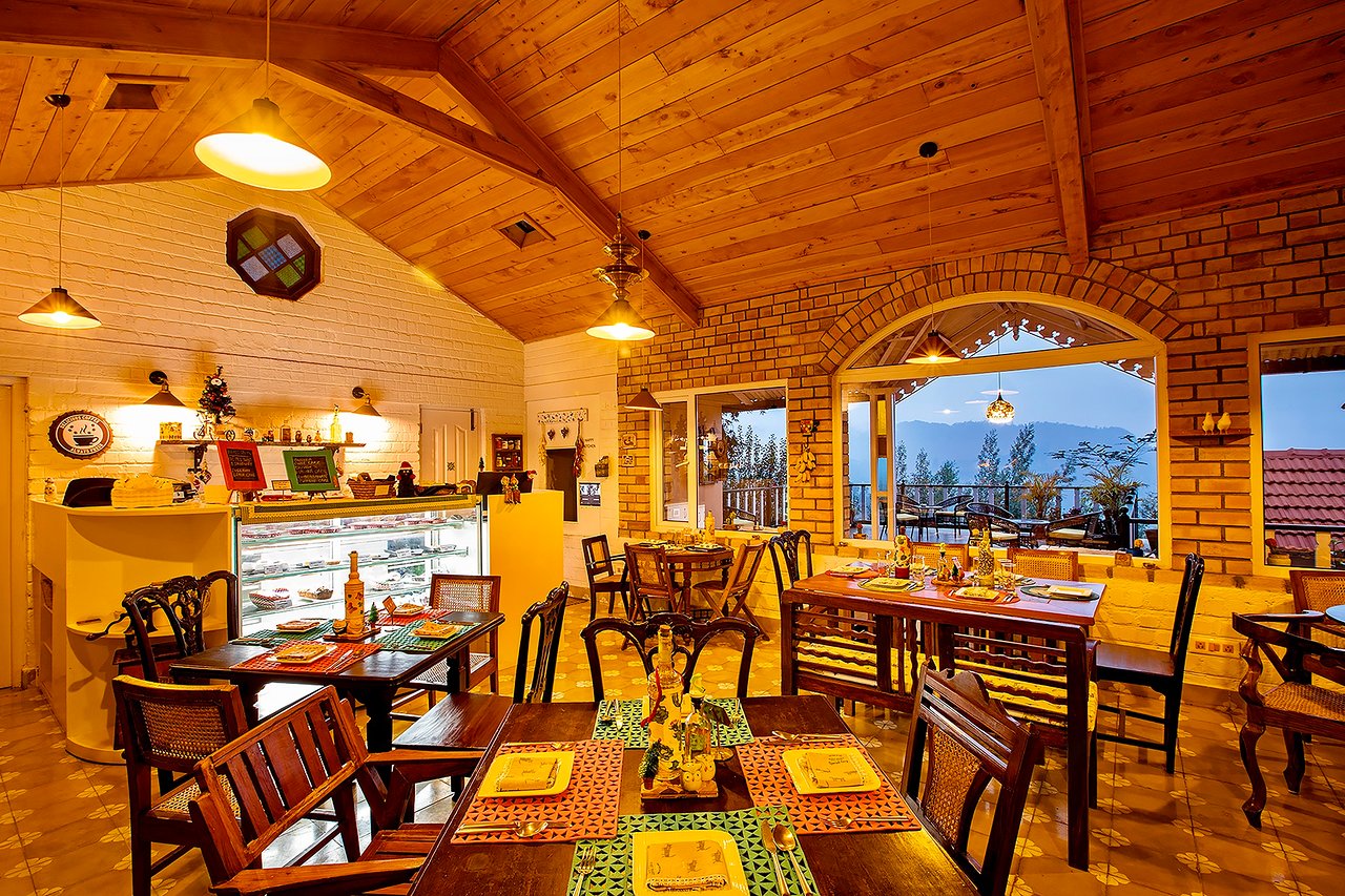 cafe-diem-coonoor-garden-cafe-interior