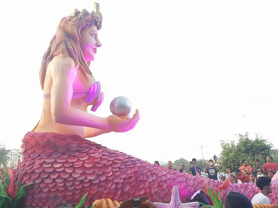 Floats_at_Carnaval_in_Goa_2