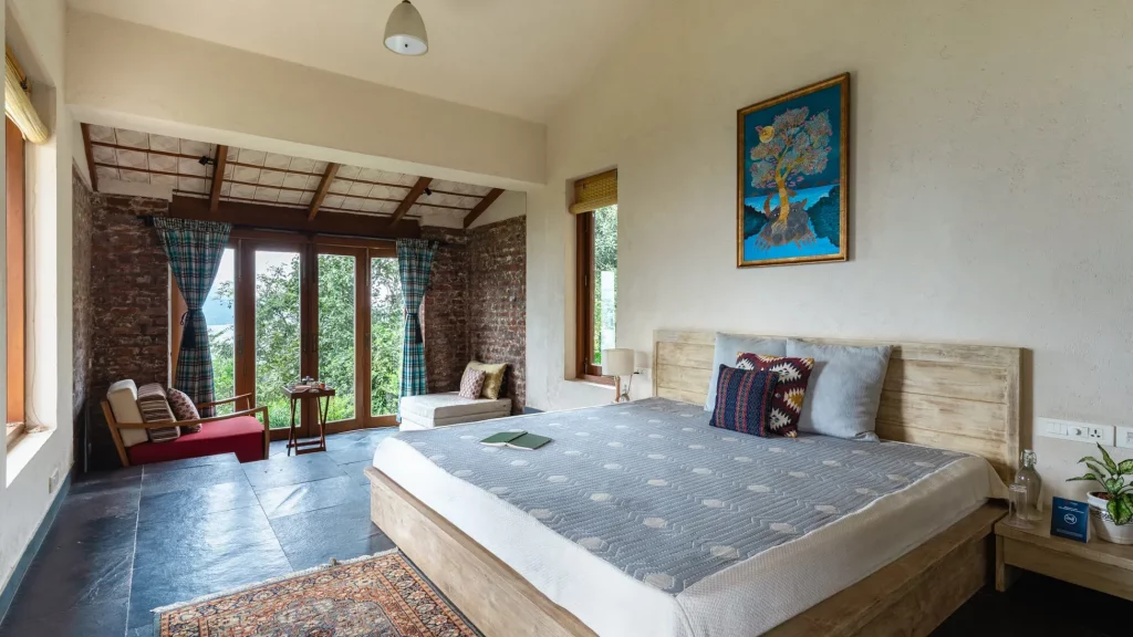 Om-anantha-Bedroom